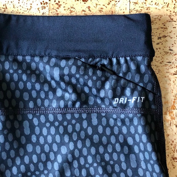 Nike Dri-Fit Running Tight Crop Leggings - Picture 5 of 5